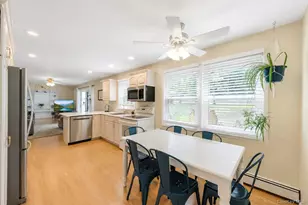 4 Beaverdale Ln, Stony Brook, NY 11790 - Photo 14