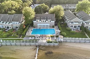 62 Canoe Place Rd, Hampton Bays, NY 11946 - Photo 32
