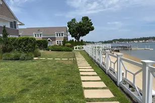 62 Canoe Place Rd, Hampton Bays, NY 11946 - Photo 8