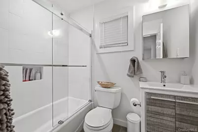 62 Canoe Place Road #623/624, Hampton Bays, NY 11946 - Photo 26
