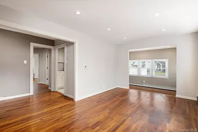 23 Rosebud Avenue, Merrick, NY 11566 - Photo 2