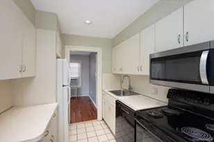 23 Rosebud Ave, Merrick, NY 11566 - Photo 10