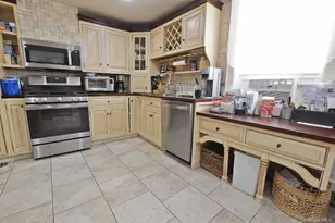 478 Marcy Ave, Riverhead, NY 11901 - Photo 26