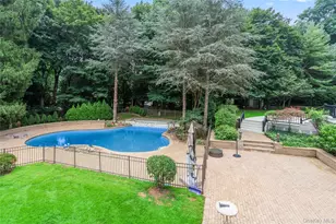 3 Rock Hill Ln, Brookville, NY 11545 - Photo 32
