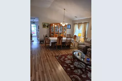 5127 Village Circle E, Manorville, NY 11949 - Photo 20