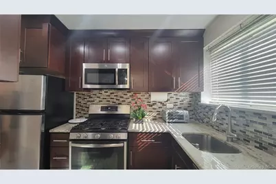 65-30 Grand Central Parkway #1, Forest Hills, NY 11375 - Photo 8