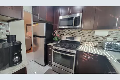 65-30 Grand Central Parkway #1, Forest Hills, NY 11375 - Photo 10