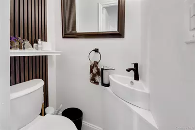 1808 Hering Avenue, Bronx, NY 10461 - Photo 16