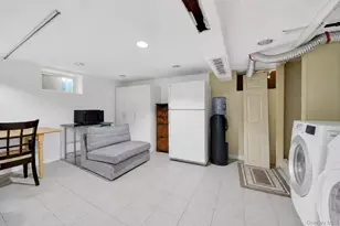 1808 Hering Ave, Bronx, NY 10461 - Photo 18