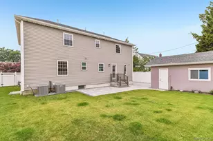 1063 Barrie Ave, Wantagh, NY 11793 - Photo 28