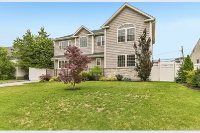1063 Barrie Avenue, Wantagh, NY 11793 - Photo 2