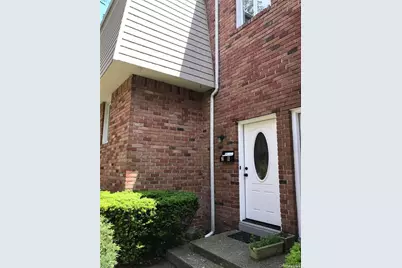 2 B Graywood Road #B, Port Washington, NY 11050 - Photo 1
