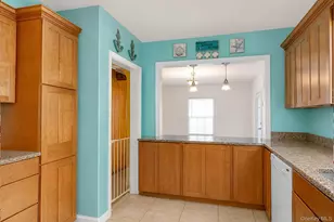 218 Venetian Blvd, Lindenhurst, NY 11757 - Photo 14