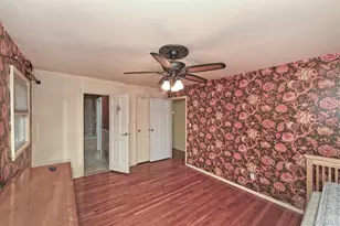 10 Linford Ln, Melville, NY 11747 - Photo 24