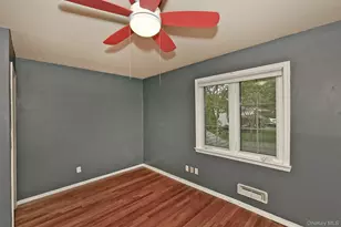 10 Linford Ln, Melville, NY 11747 - Photo 22