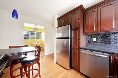 88 Central Avenue, Amityville, NY 11701 - Photo 16