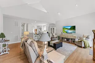 44 Spring Meadow Ct, Somers, NY 10589 - Photo 12