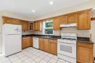 15 Ferncliff Rd, Scarsdale, NY 10583 - Photo 14
