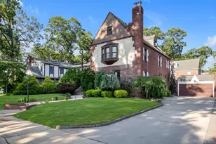 15 Parkwold Dr W, Valley Stream, NY 11580 - Photo 28