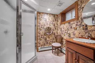 15 Parkwold Dr W, Valley Stream, NY 11580 - Photo 22