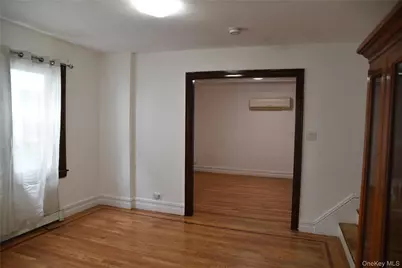 4126 Digney Avenue, Bronx, NY 10466 - Photo 8