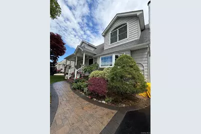 263 Charles Avenue, Massapequa Park, NY 11762 - Photo 4
