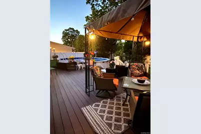 263 Charles Avenue, Massapequa Park, NY 11762 - Photo 10