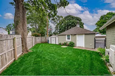 116 Railroad Avenue, Saint James, NY 11780 - Photo 22