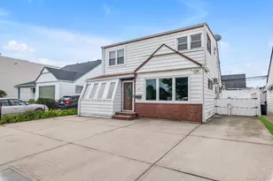440 E Park Ave, Long Beach, NY 11561 - Photo 2