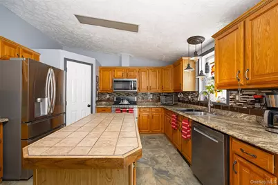 142 Mill Street, Wallkill, NY 12589 - Photo 10