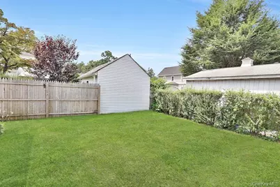 747 Pelhamdale Avenue #1, Pelham, NY 10803 - Photo 20