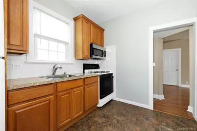 747 Pelhamdale Avenue #1, Pelham, NY 10803 - Photo 8