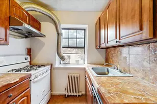 144-15 78th Rd, Kew Gardens, NY 11367 - Photo 10