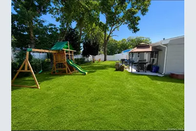 65 Biscayne Drive, Selden, NY 11784 - Photo 16