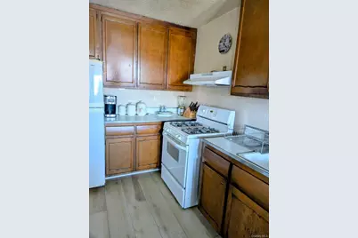 1966 Newbold Avenue #1202, Bronx, NY 10472 - Photo 10