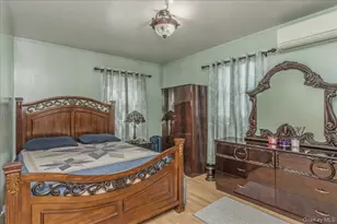 10752 Remington St, Jamaica, NY 11435 - Photo 14