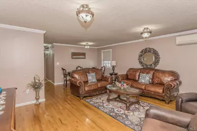 10752 Remington Street, Jamaica, NY 11435 - Photo 4