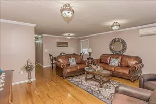 10752 Remington St, Jamaica, NY 11435 - Photo 4