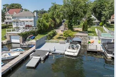 68 W Lake Boulevard, Mahopac, NY 10541 - Photo 2
