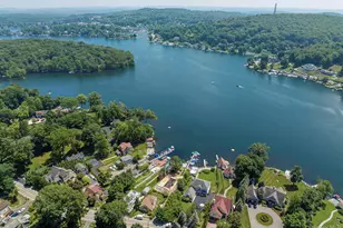 68 W Lake Blvd, Mahopac, NY 10541 - Photo 28