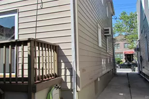 66-71 74th St, Middle Village, NY 11379 - Photo 34
