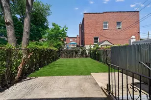 1061 E 218th St, Bronx, NY 10469 - Photo 12