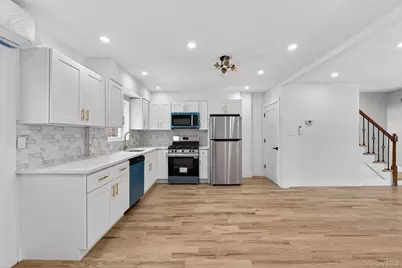 1061 E 218th Street, Bronx, NY 10469 - Photo 4