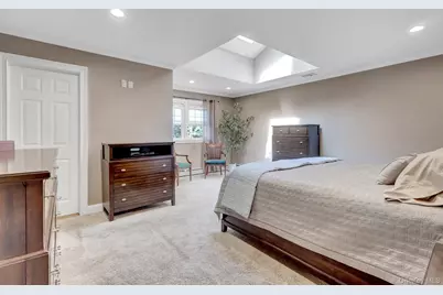 24 Fox Road, East Setauket, NY 11733 - Photo 22