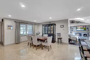 24 Fox Rd, East Setauket, NY 11733 - Photo 8