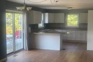 484 N Magee St, Southampton, NY 11968 - Photo 2