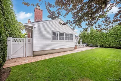 65 Colonial Drive, Farmingdale, NY 11735 - Photo 30