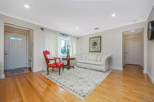 65 Colonial Dr, Farmingdale, NY 11735 - Photo 4
