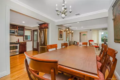 65 Colonial Drive, Farmingdale, NY 11735 - Photo 10