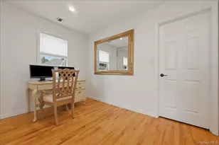 7 Laurel Ln, Old Westbury, NY 11568 - Photo 28